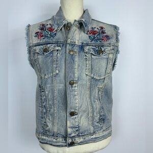 Forever 21
Jean Vest
